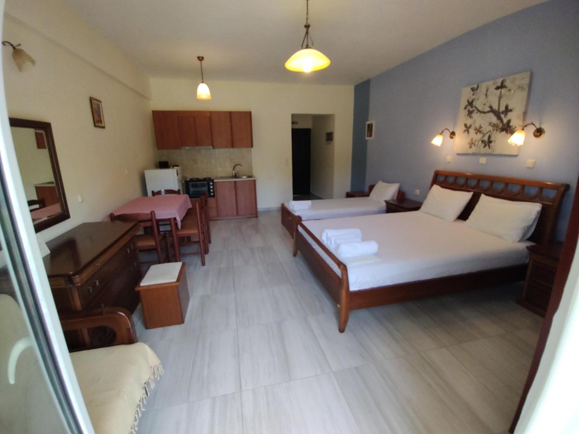 Aparthotel Dimas V House à Parga Extérieur photo
